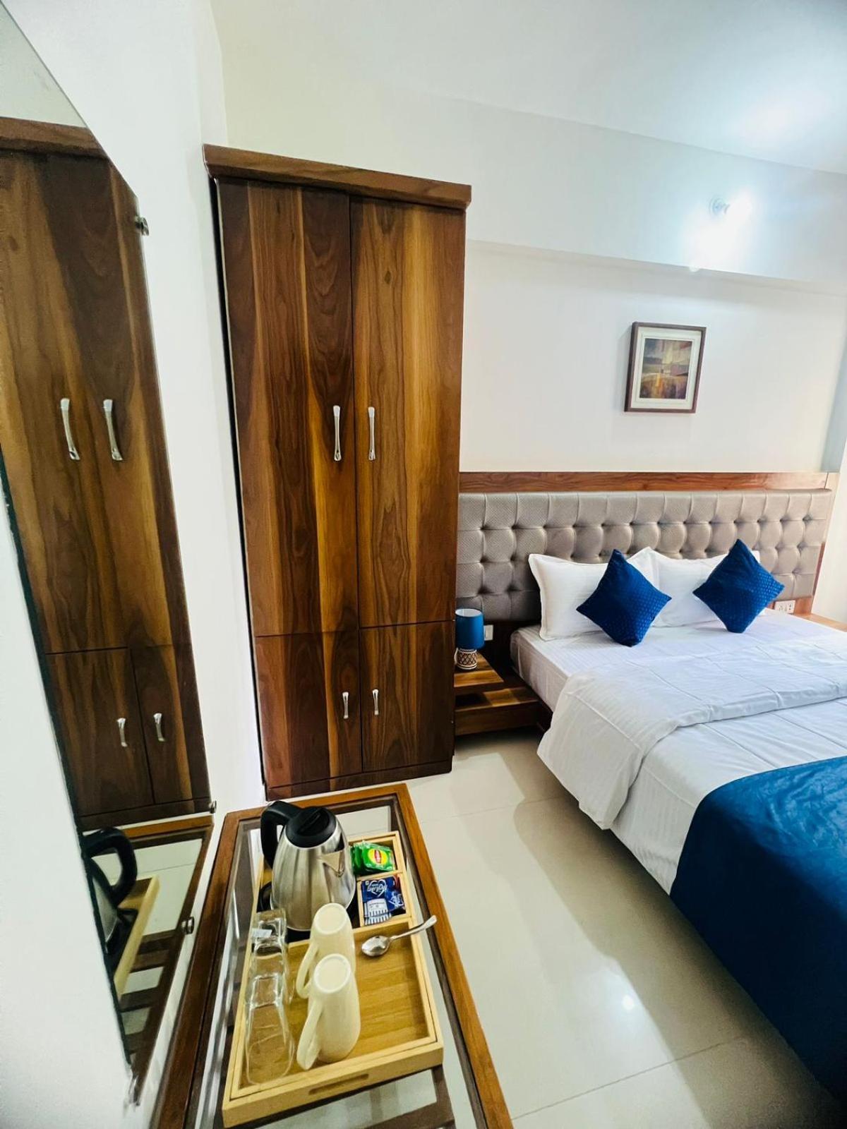 Luna Spaces- Near Mumbai International Airport Eksteriør bilde